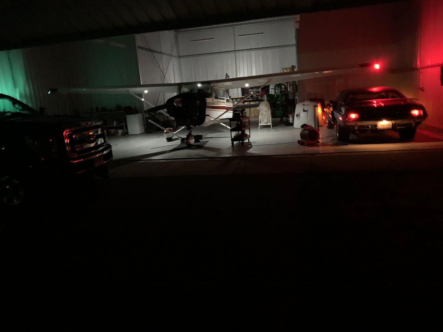 Can you jump a 12V plane battery with a car? Pilots of America